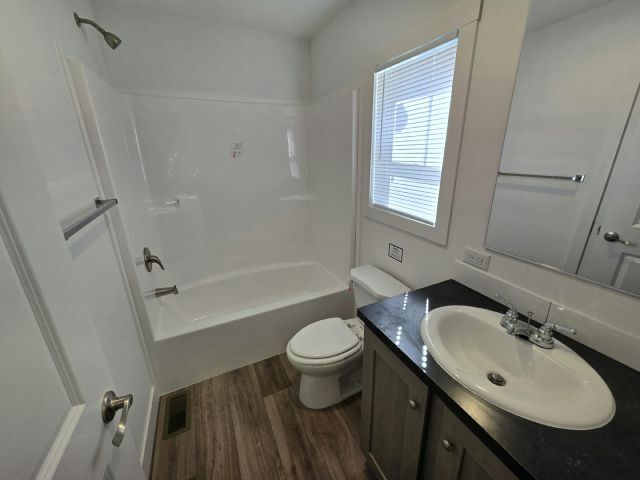 Foto del edificio - 47 Wood Dr