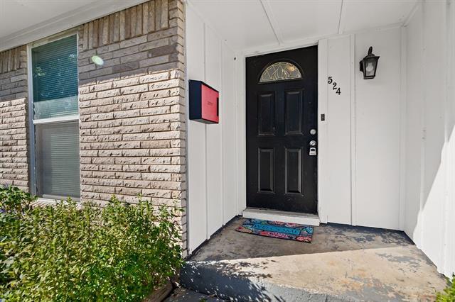 Building Photo - 524 Patterson Dr