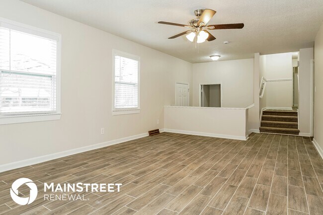 Foto del edificio - 160 Oak Forest Dr
