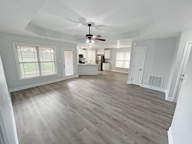 Building Photo - 24728 Silent Spring Dr