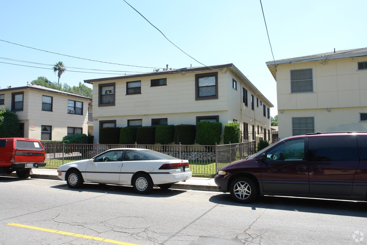 7114 Ethel Ave, North Hollywood, CA 91605 Apartments in North