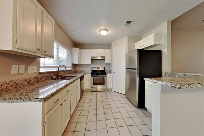 Building Photo - 22722 Brafferton Ln