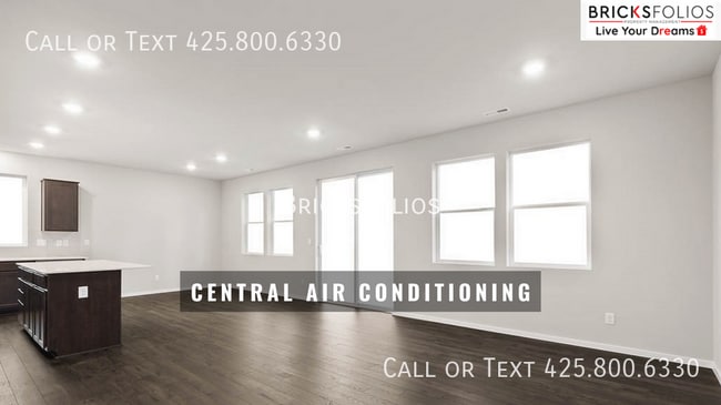 Foto del edificio - 18726 Lipoma Pl E