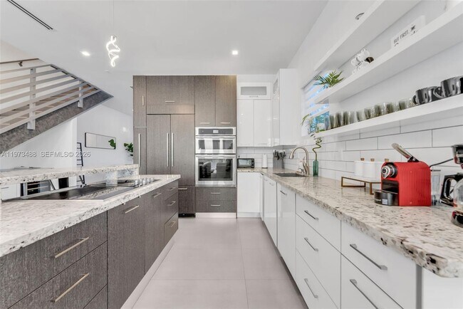 Foto del edificio - 3055 Carter St