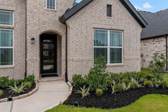 Building Photo - 7327 Sunny Oak Ln