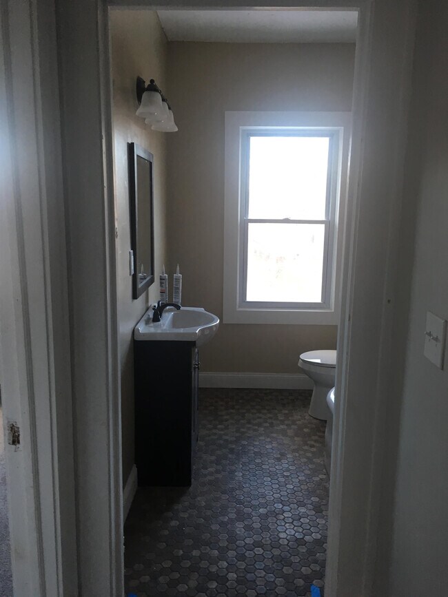 Foto del edificio - 2640 Edgehill Rd