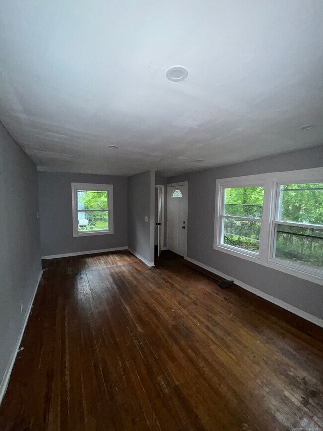 Foto del edificio - 95 Rock Creek Rd