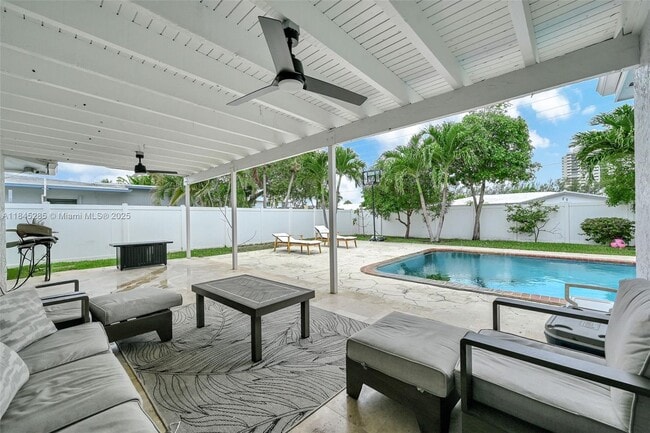 Foto del edificio - 2432 SE 13th St