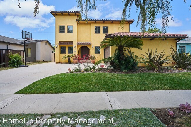 Foto del edificio - 5 br, 4 bath House - 4363 Jasmine Avenue