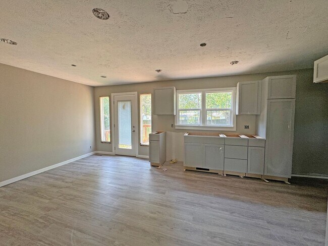 Foto del edificio - 3 bedroom home near Mercy!