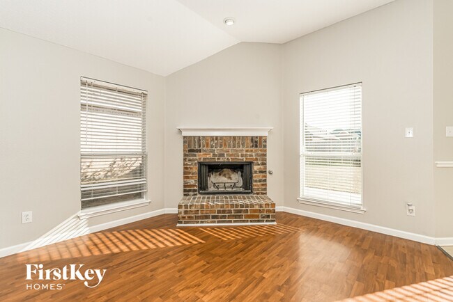 Foto del edificio - 3202 Morning Dove Ln