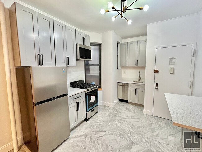 Building Photo - 314 EAST 11 STREET