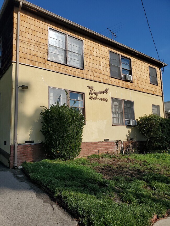 El Kingswell - 4553 1/2 Kingswell Ave