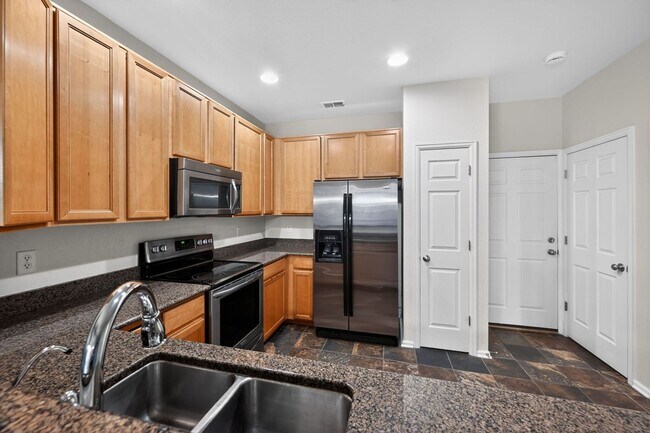 Foto del edificio - 12743 Leyden St