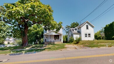 Building Photo - 293 E 1st St