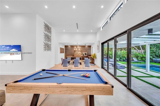 Foto del edificio - 155 NW 51st St