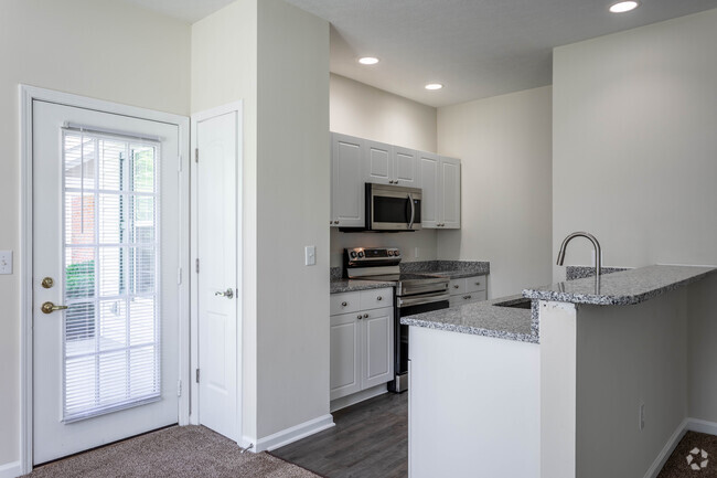 Interior Photo - The Residences at Scioto Crossing