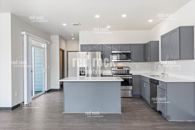 Foto del edificio - 1107 Greenfield Dr