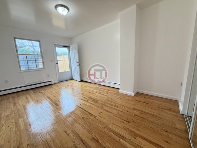 Foto del edificio - 1012 Evergreen Ave