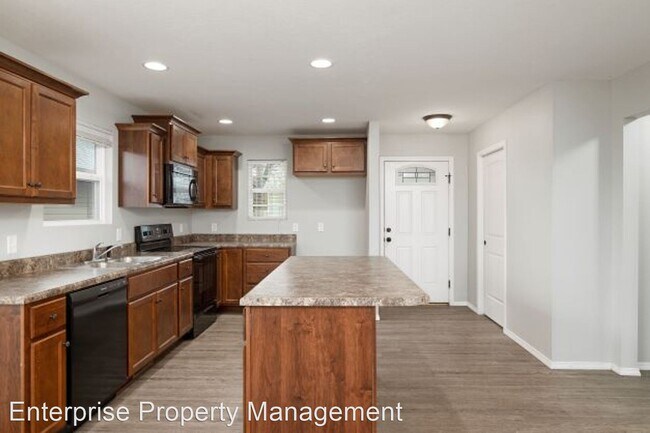 Building Photo - 3 br, 2 bath House - 838 S Waco Ave