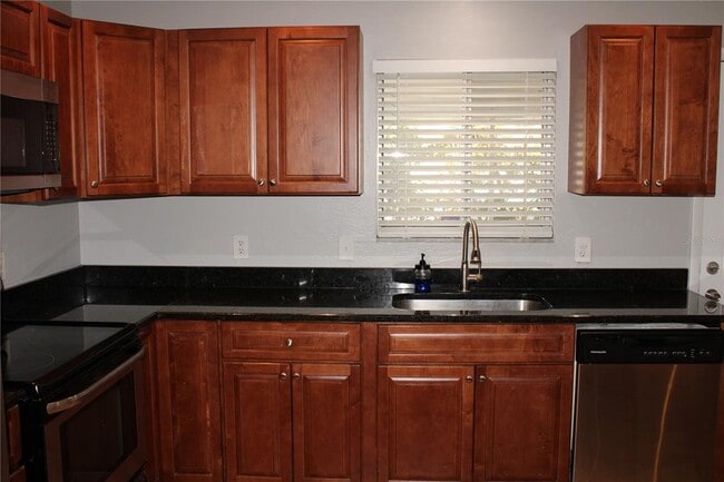 Building Photo - 4024 13th Ave W