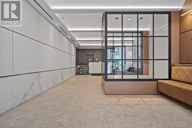 Building Photo - 1100 Kingston Rd