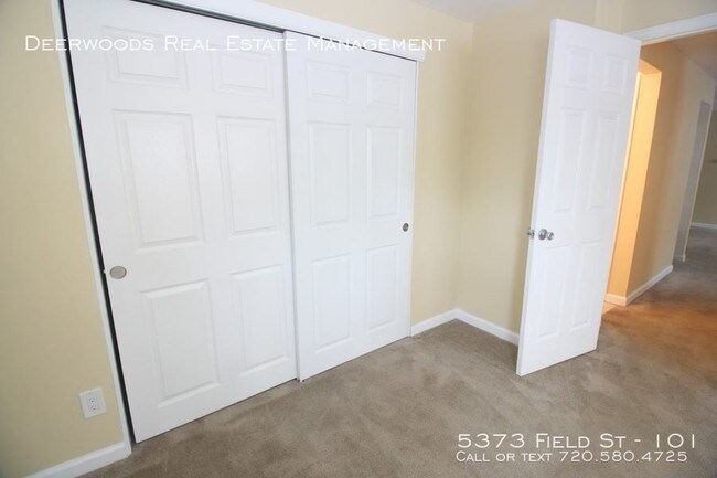 Foto del edificio - 5373 Field St