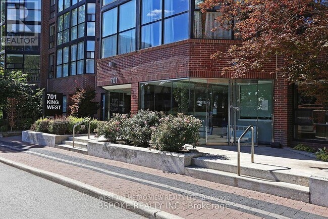 Building Photo - 701-1701 King St W