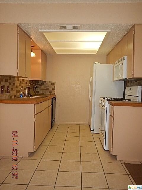 Building Photo - 2608 Tracy Cir