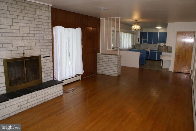 Foto del edificio - 6056 Lincoln Way W