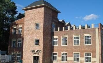 Building Photo - 55 Westervelt Ave