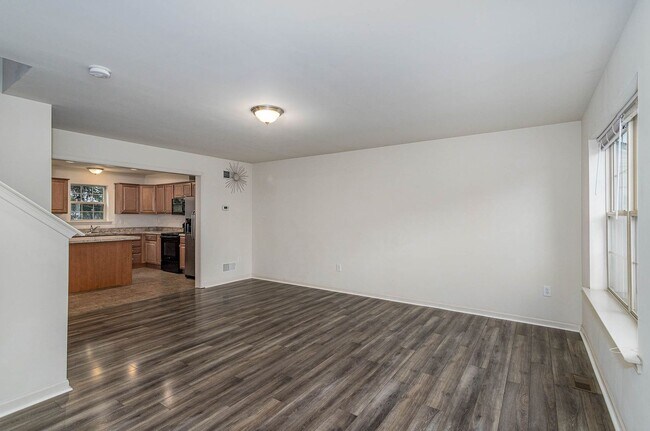 Foto del edificio - 6434 Creekbend Dr