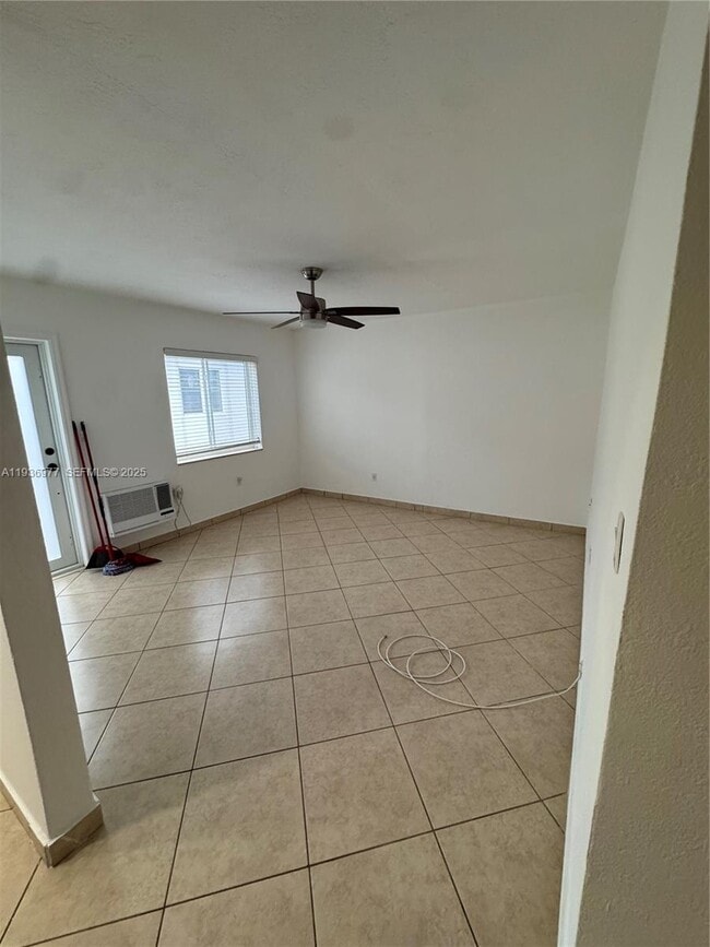 Foto del edificio - 1625 Dewey St