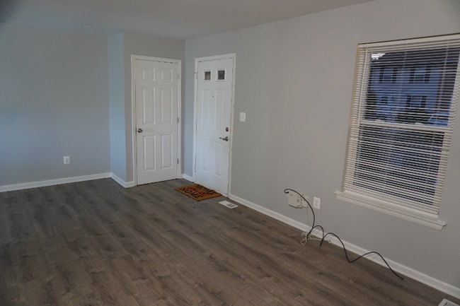 Photo - 25 Patrick Ct Townhome