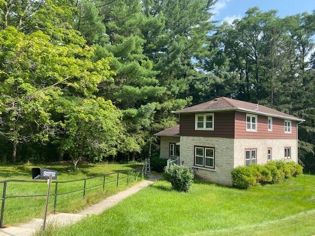 Vista frontal - 104 Pine St