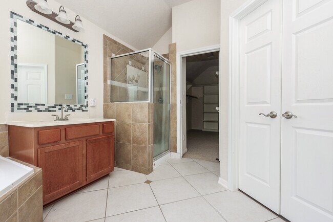 Foto del edificio - 48 Pebble Beach Ct