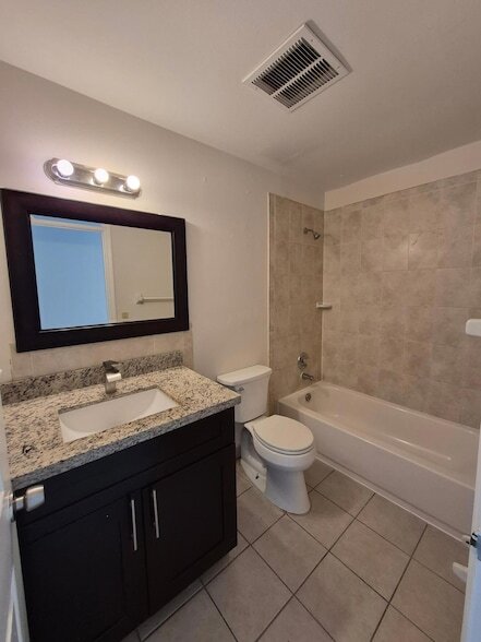 Foto del edificio - 3198 49th Ln S