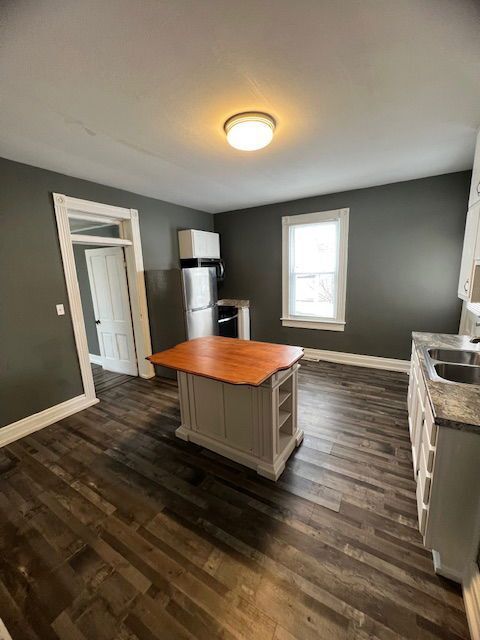 Foto del edificio - 226 E High St