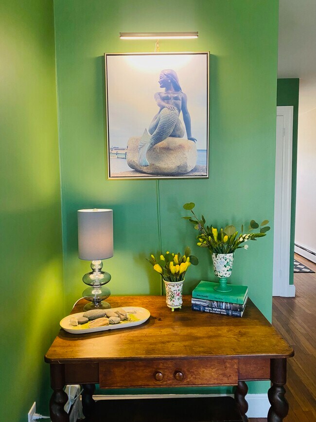 Building Photo - 134 Lincoln St