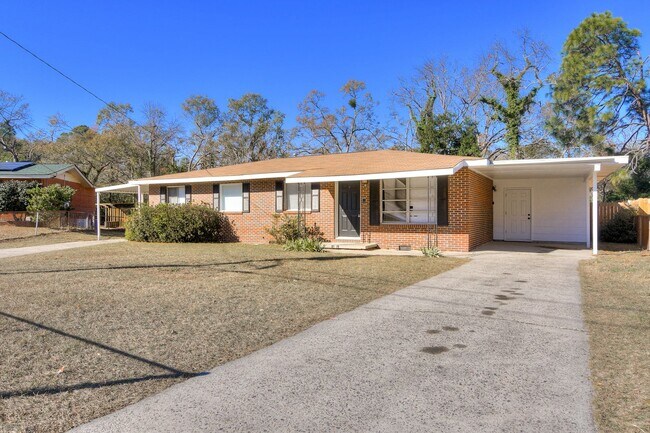 Foto del edificio - 4 Bedroom 1.5 Bathroom Home in Augusta