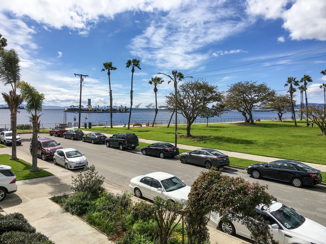 2 S 36th Pl, Long Beach, CA 90803 Apartments in Long Beach, CA