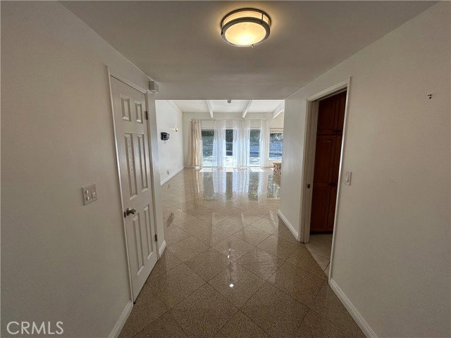 Foto del edificio - 24010 Hatteras St
