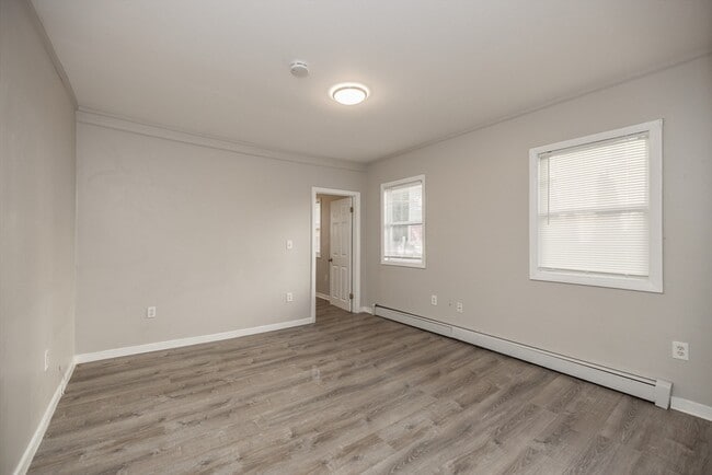 Building Photo - 61 Ellsworth St