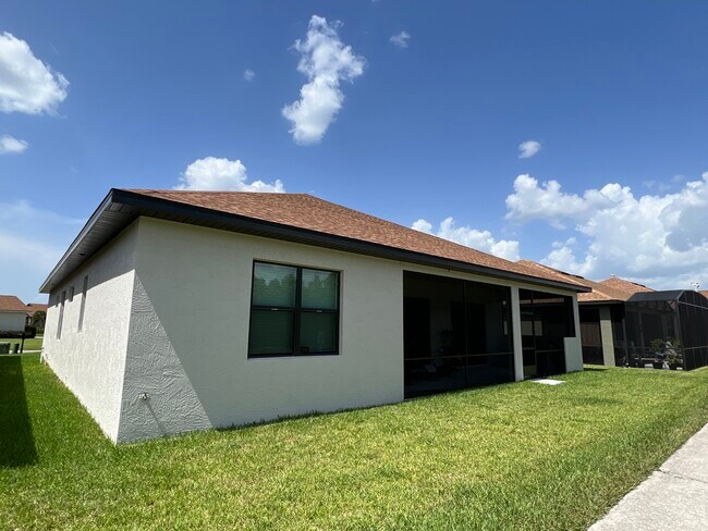 Building Photo - 1198 Sawgrass Dr