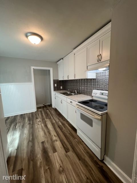 Building Photo - 2 br, 1 bath House - 1006 W Bessemer Ave