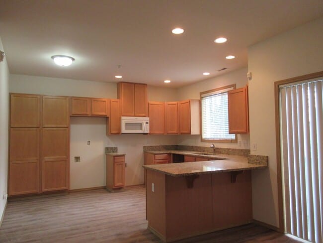 Building Photo - 10707 SE 170th St