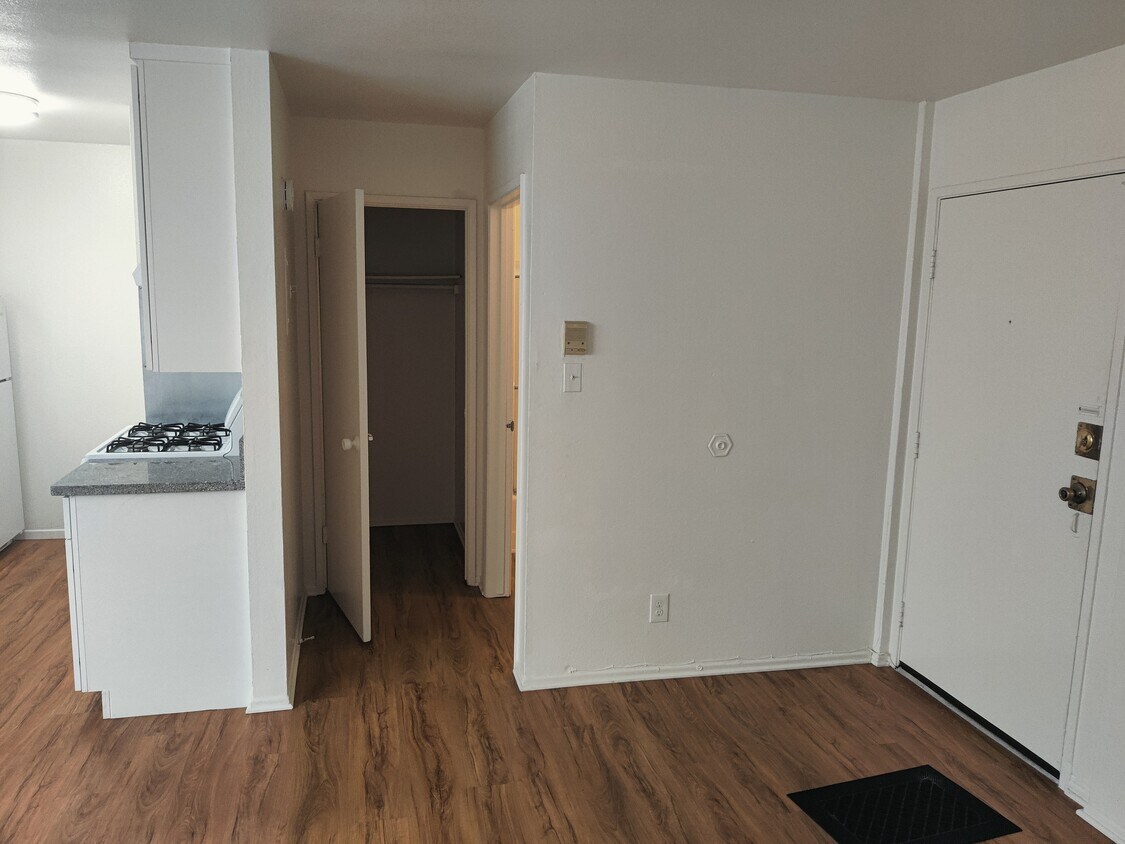 Foto principal - 625 Magnolia Ave