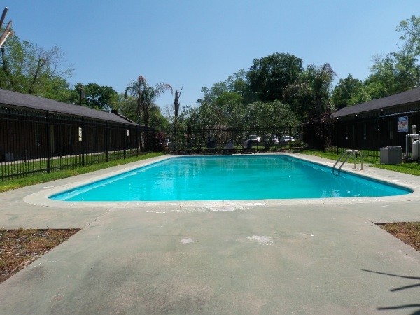 Piscina - 508 W Lagrange