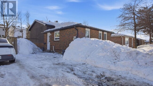 Building Photo - 45 Austen Ln