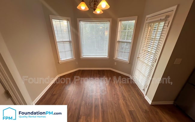 Foto del edificio - 2283 Purple Leaf Ln